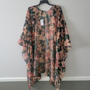 Torrid Floral Green/Pink Ruana Kimino Size: One Size